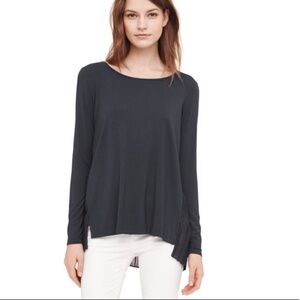 • Club Monaco • Kassandra Pleated Back Blouse S